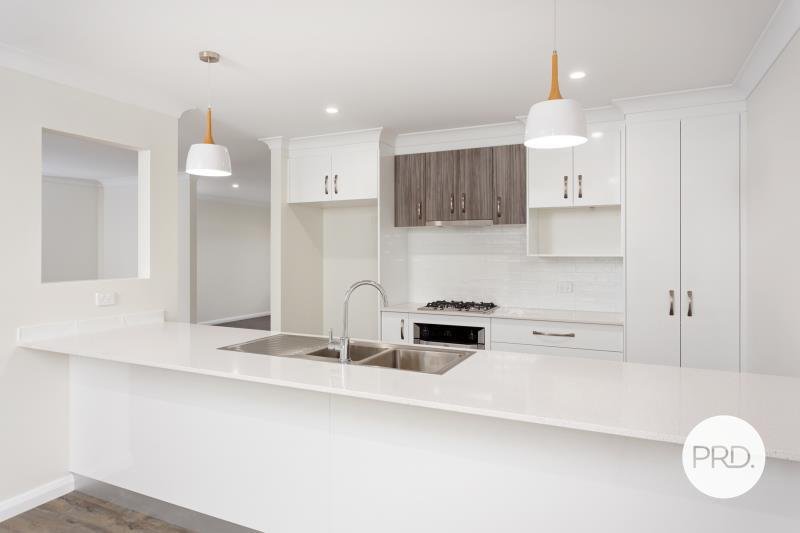 22 Rainbow Drive ESTELLA 3