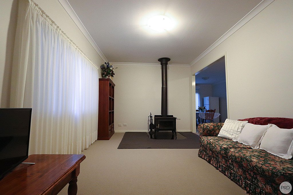 22 Regent Street TUMBARUMBA 2