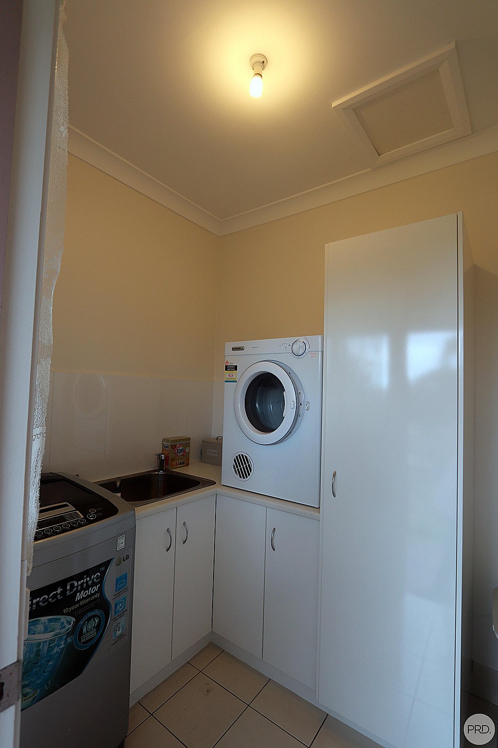 22 Regent Street TUMBARUMBA 8