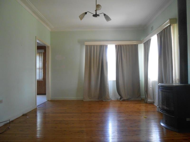 22 Riverview Street TAMWORTH 2