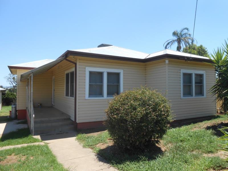 22 Riverview Street TAMWORTH 9