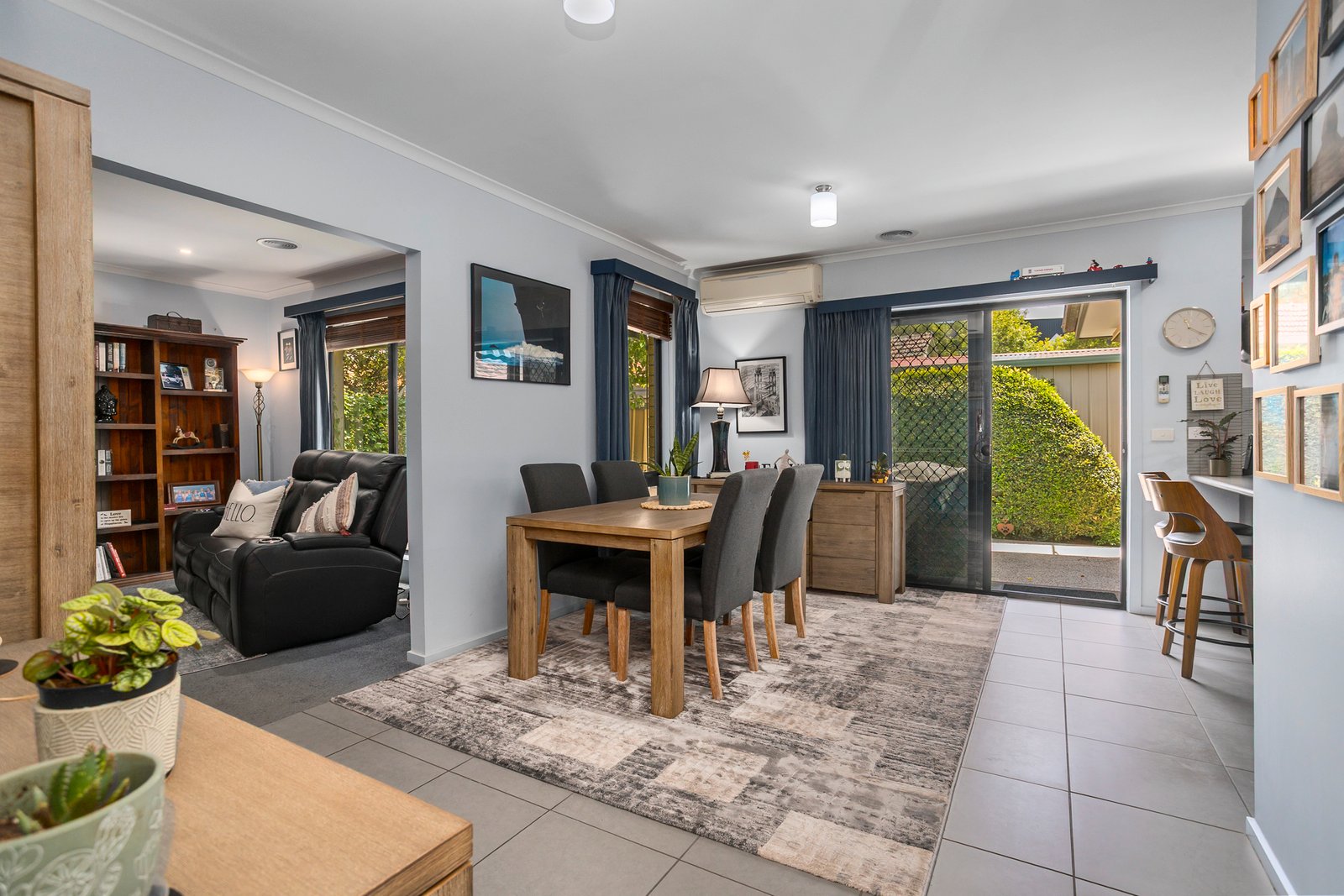Gallery: 22 Robb Street
