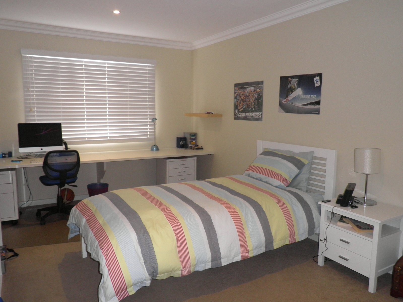 Gallery: 22 Robert Street