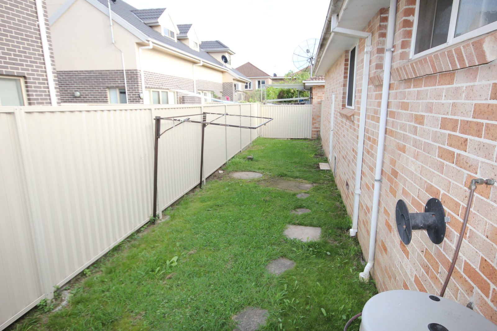 2/2 Romani Avenue HURSTVILLE 6