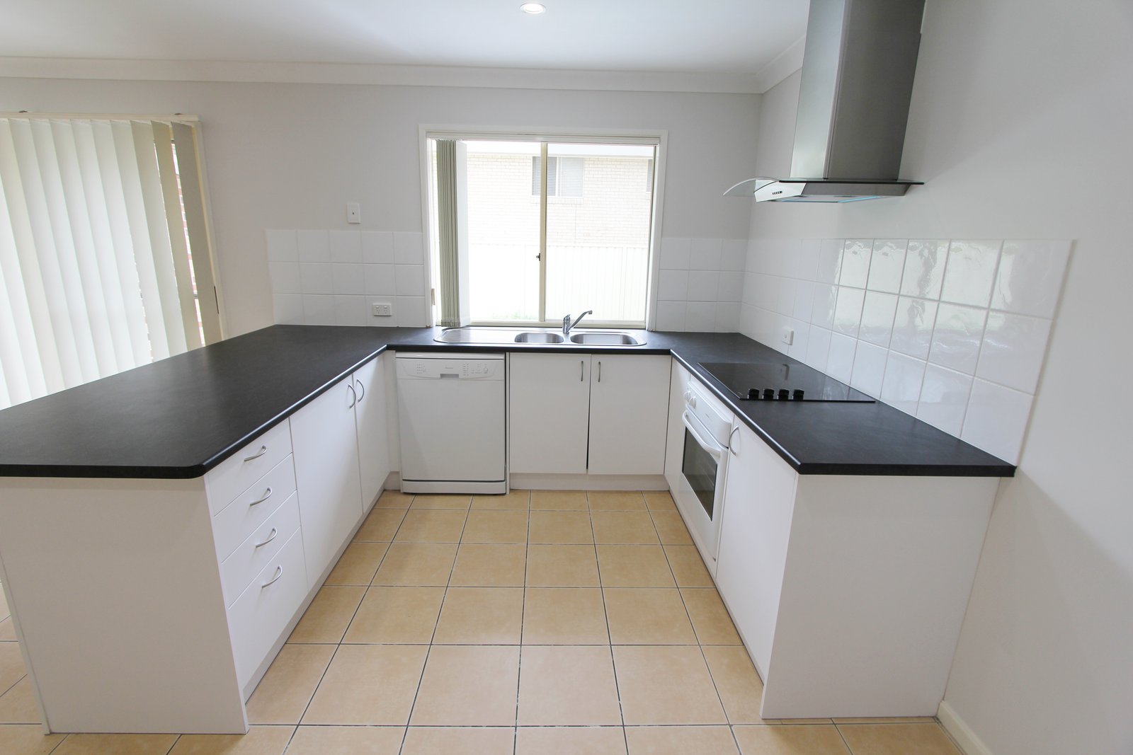 22 Rosegum Drive MOLENDINAR 6