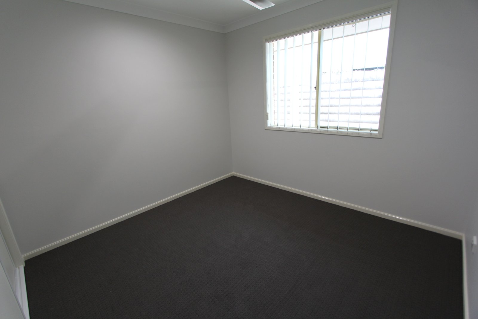 22 Rosegum Drive MOLENDINAR 9