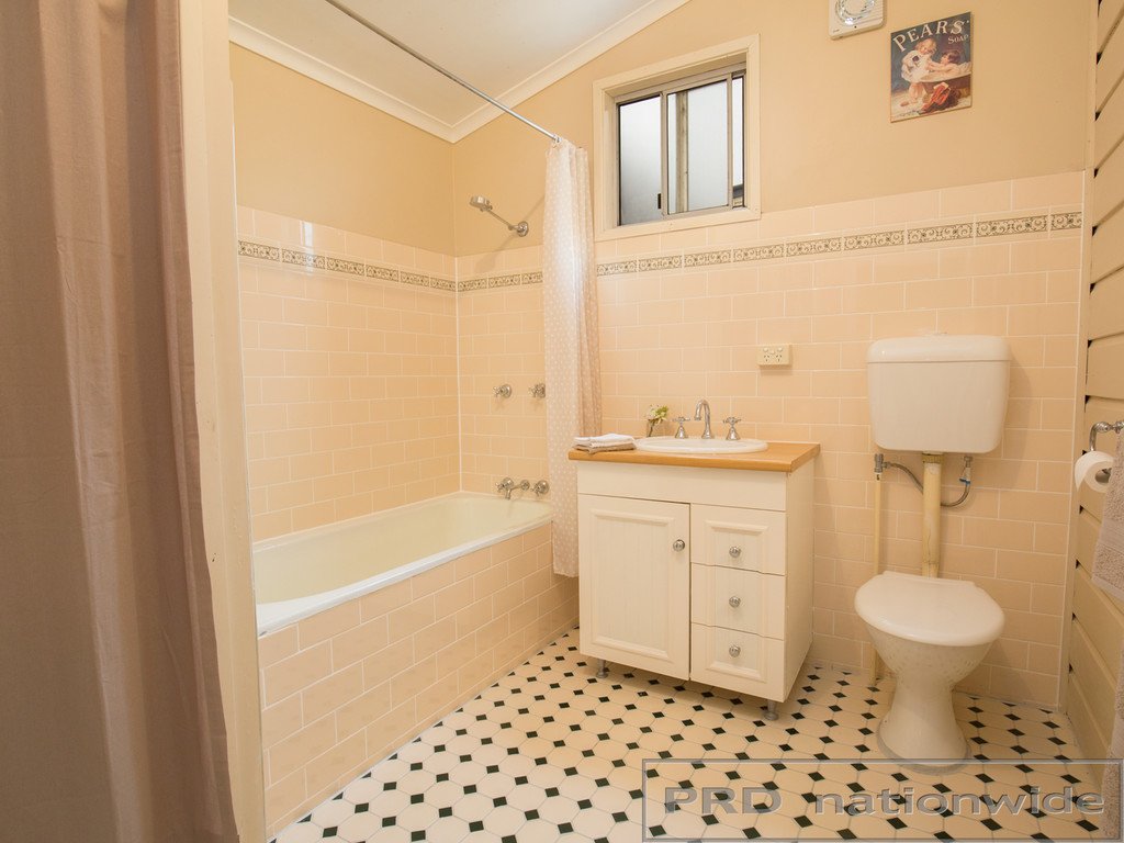 22 Russell Street TELARAH 12