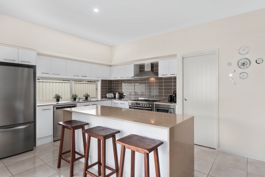 22 Saltwater Crescent CORINDI BEACH 1