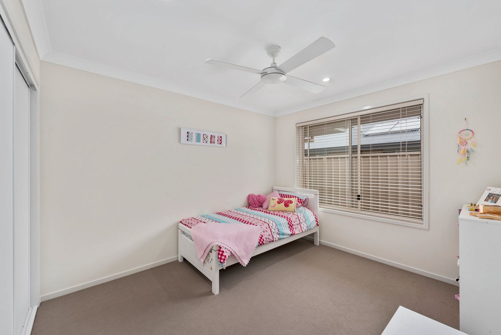 22 Saltwater Crescent CORINDI BEACH 14