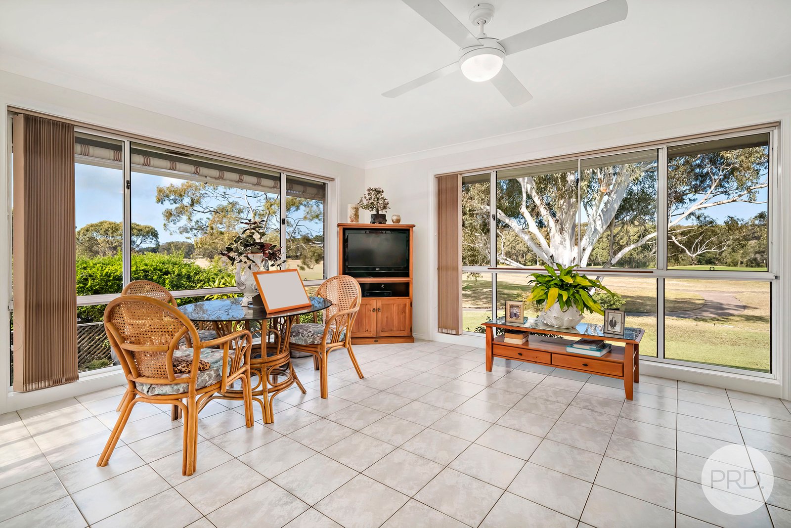 22 Sanderling Close SALAMANDER BAY 3