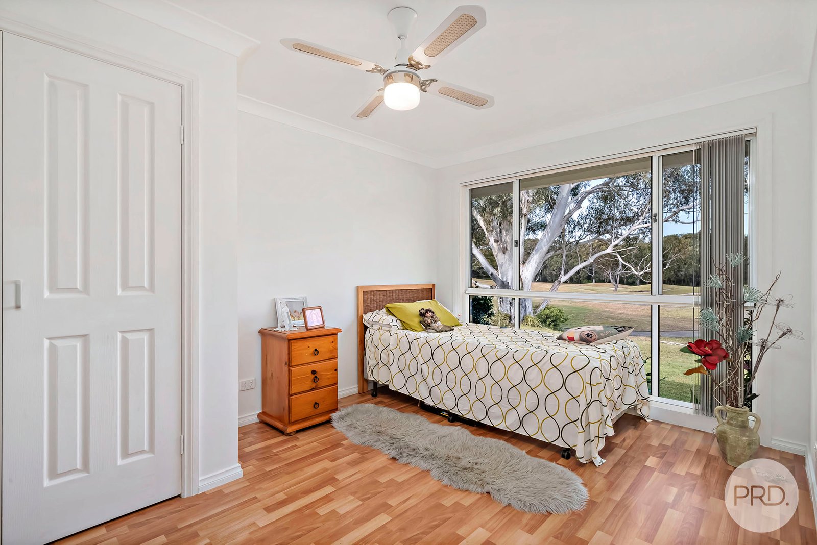 22 Sanderling Close SALAMANDER BAY 10