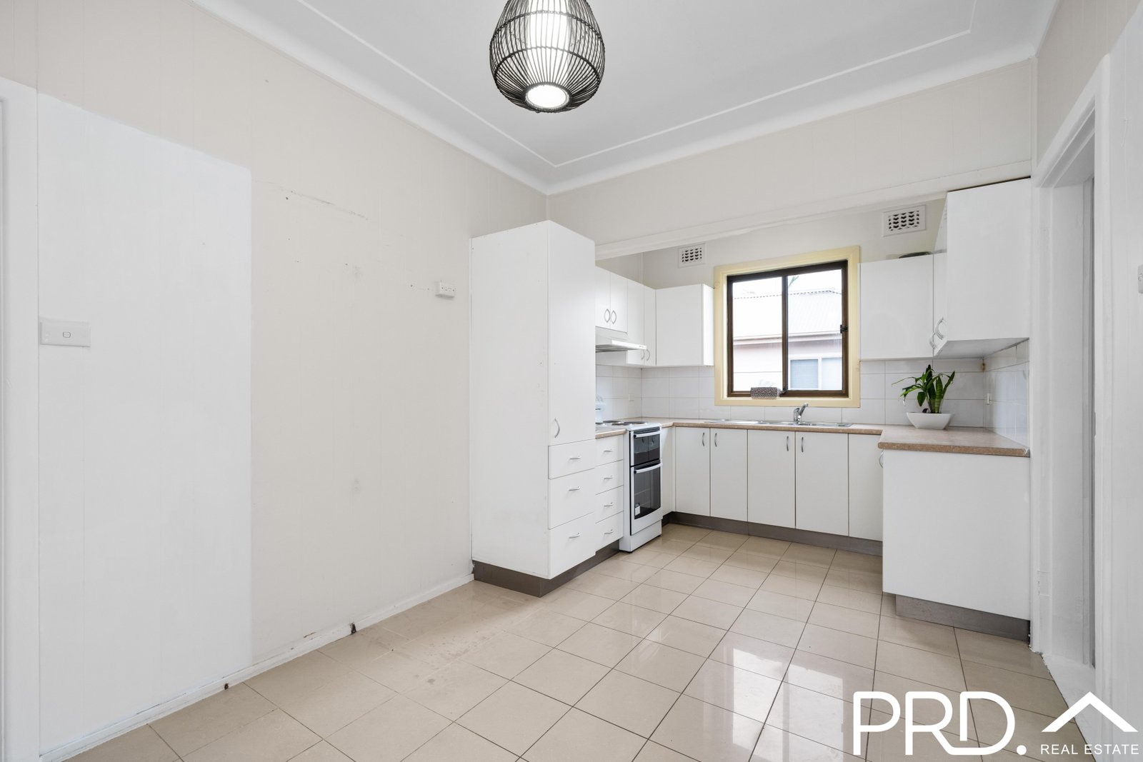 22 Sandra Avenue PANANIA 4