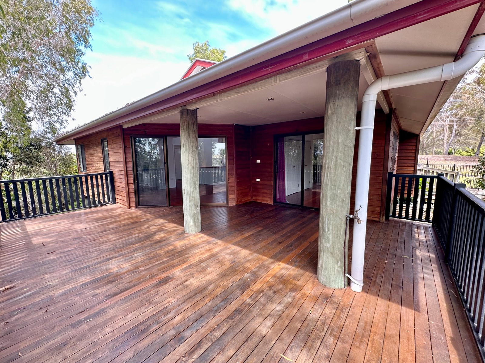 22 Sayre Crescent BOYNE ISLAND 16