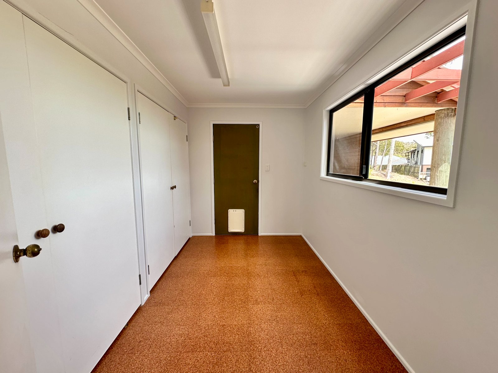 22 Sayre Crescent BOYNE ISLAND 18