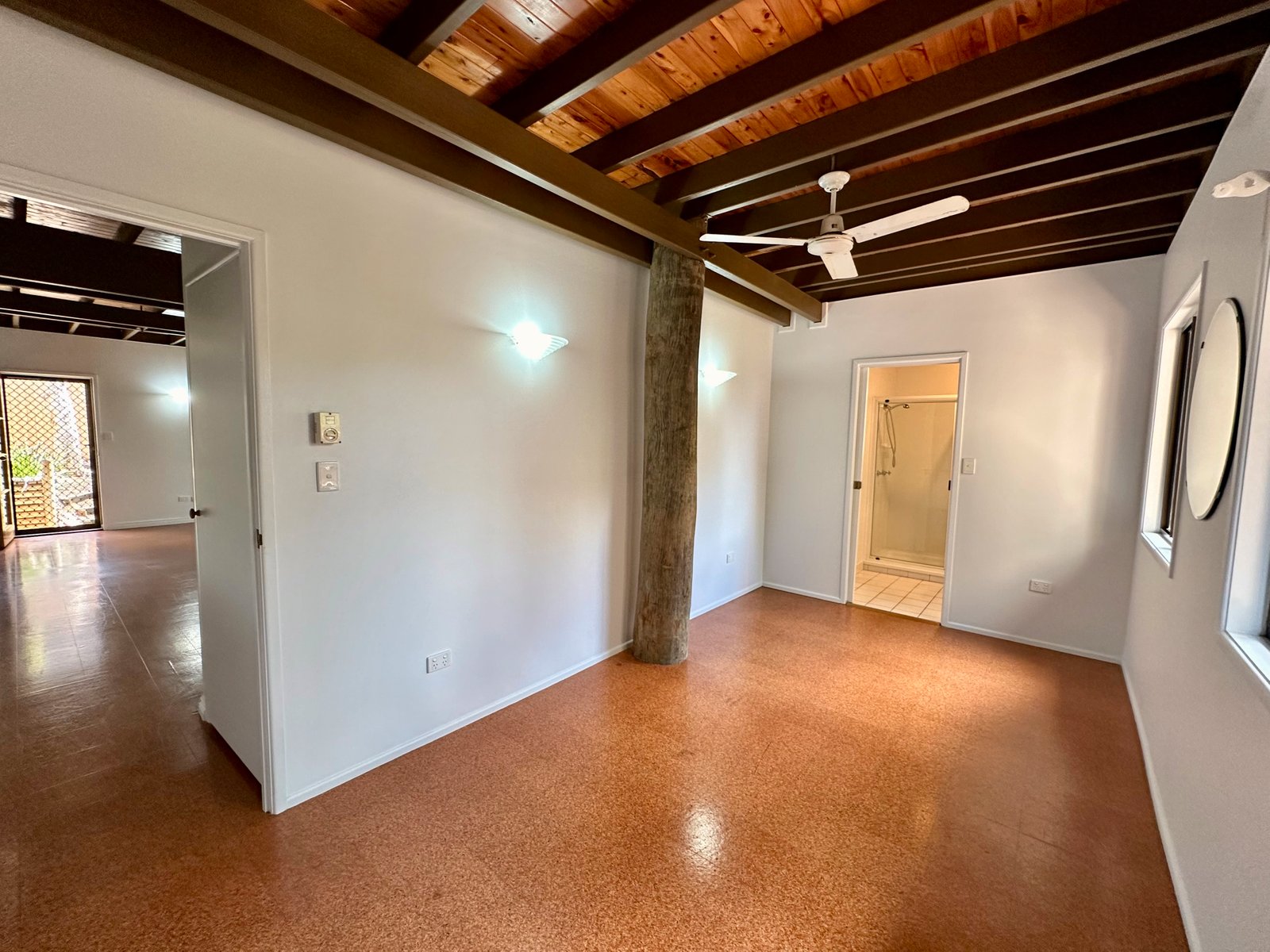 22 Sayre Crescent BOYNE ISLAND 23