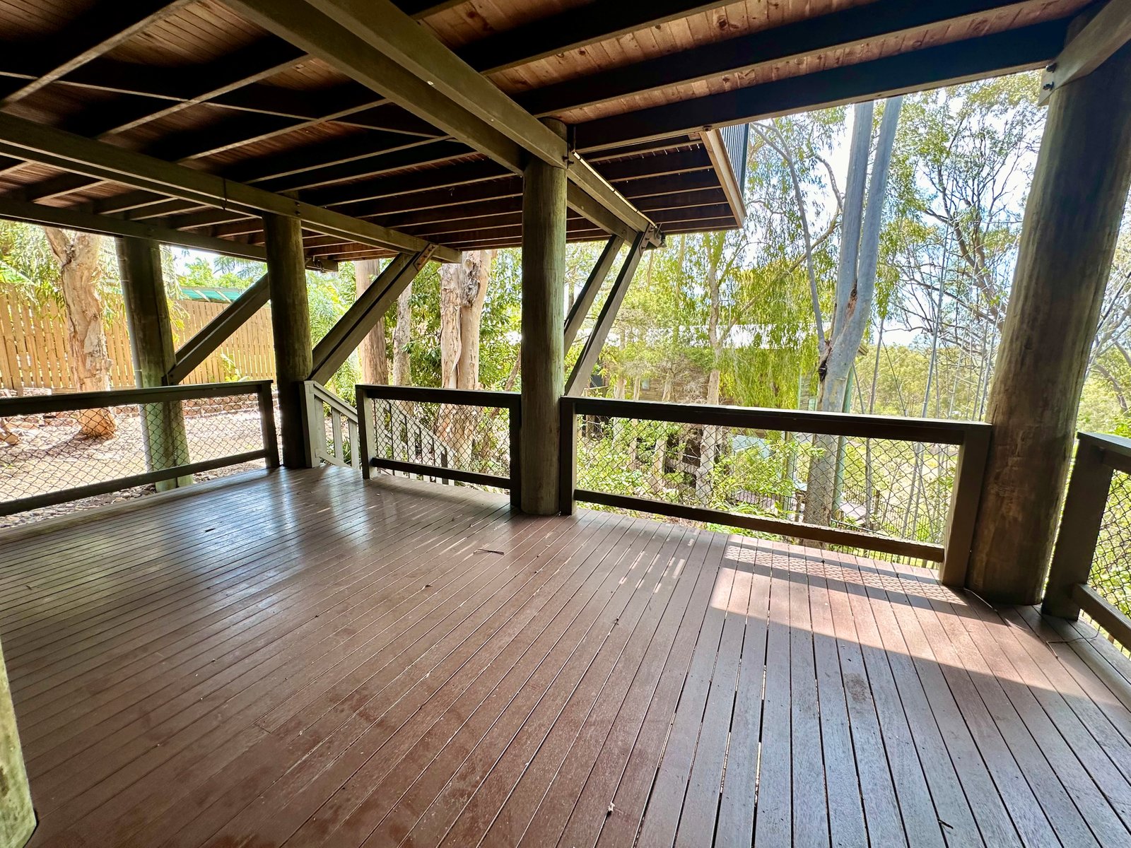 22 Sayre Crescent BOYNE ISLAND 25