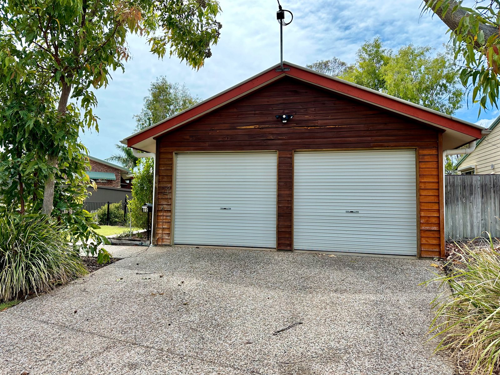 22 Sayre Crescent BOYNE ISLAND 33