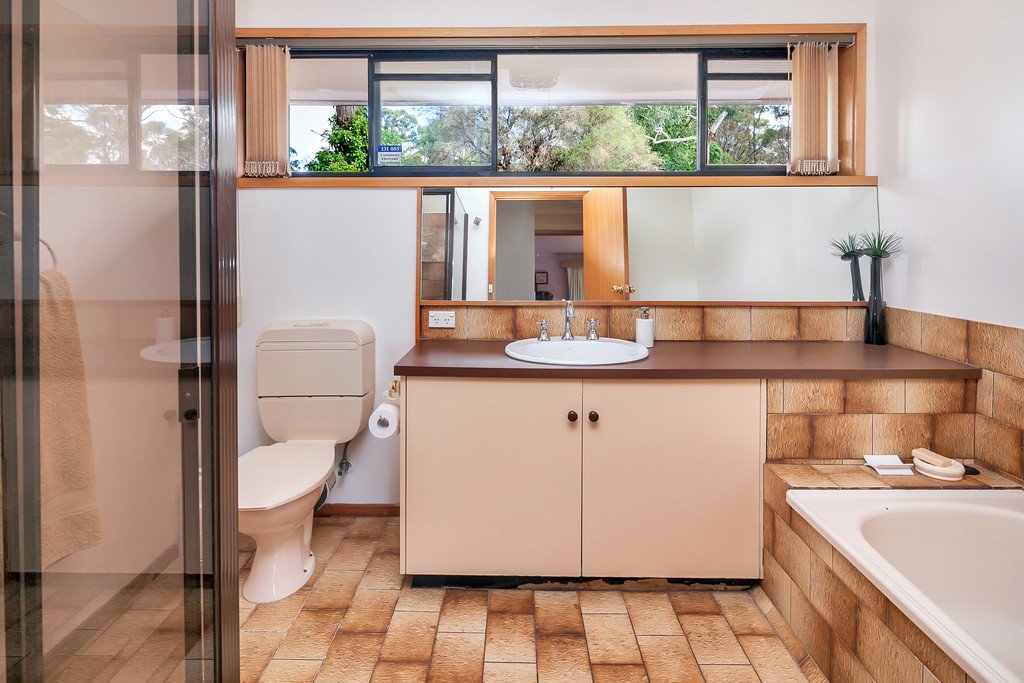 22 Semillion Grove MOUNT CLEAR 12