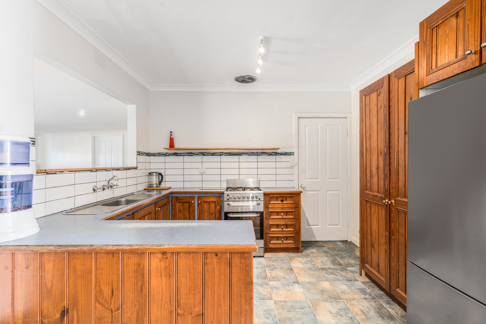 Gallery: 22 Simons Road