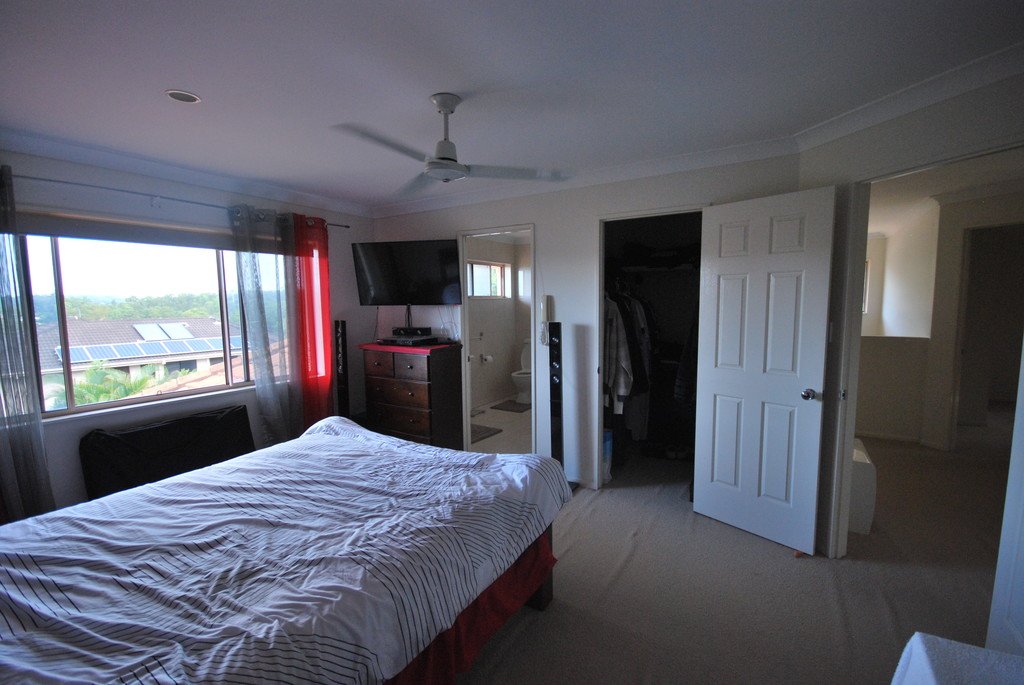 22 Sirec Way BURLEIGH HEADS 13