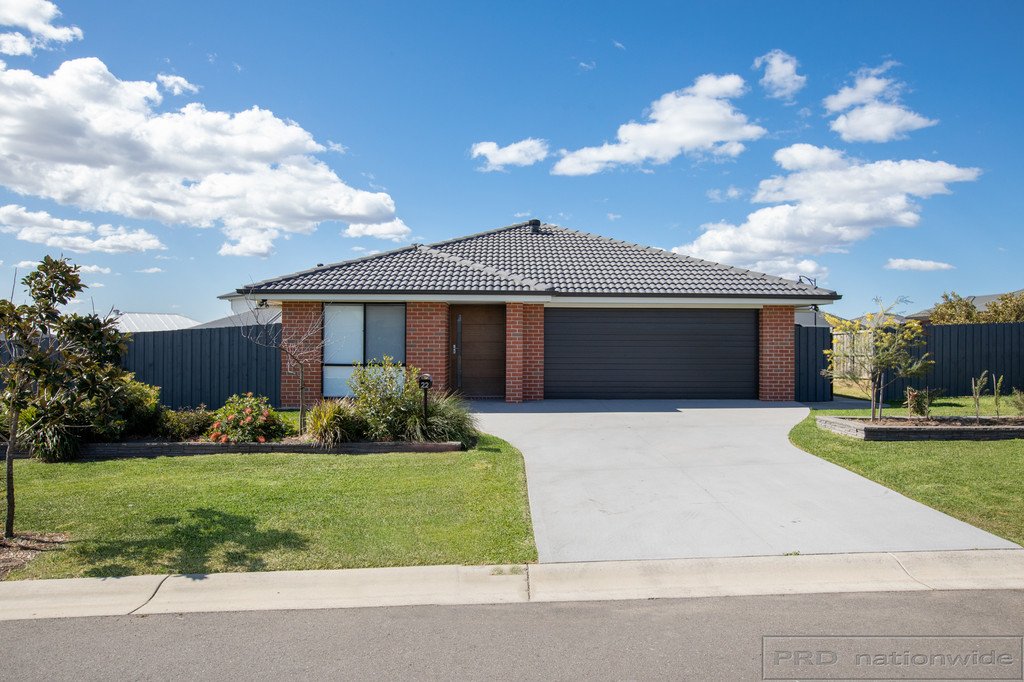 22 Skimmer Street CHISHOLM 1