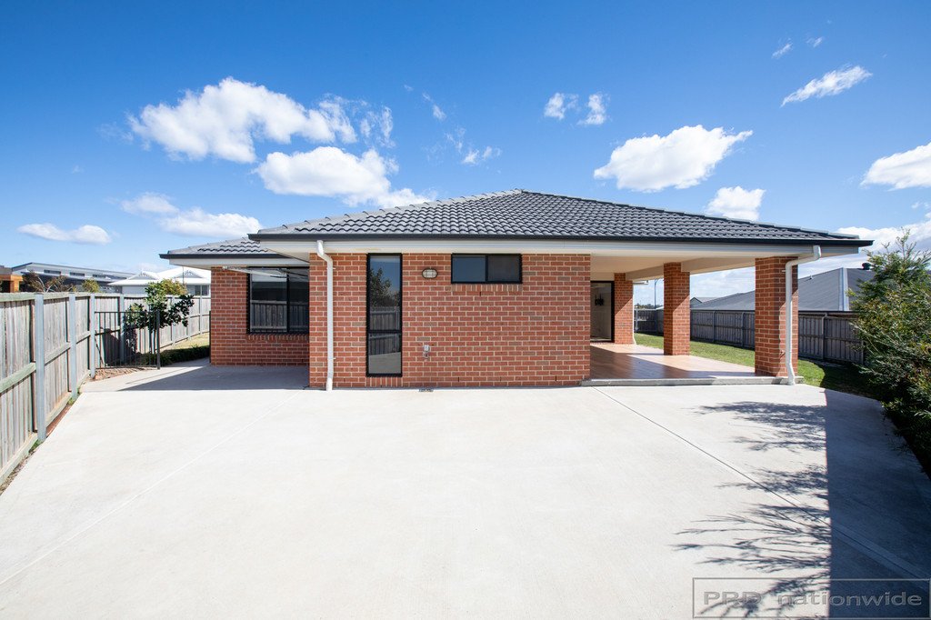 22 Skimmer Street CHISHOLM 2