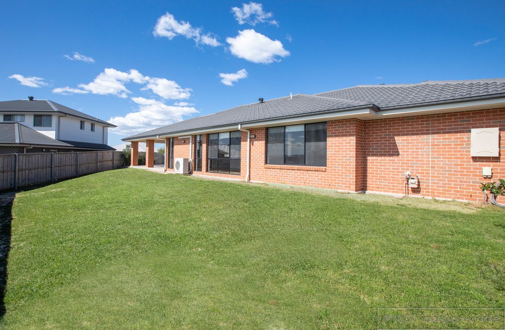 22 Skimmer Street CHISHOLM 4