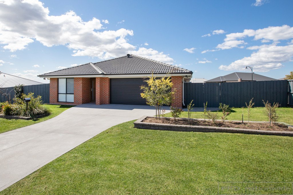 22 Skimmer Street CHISHOLM 6