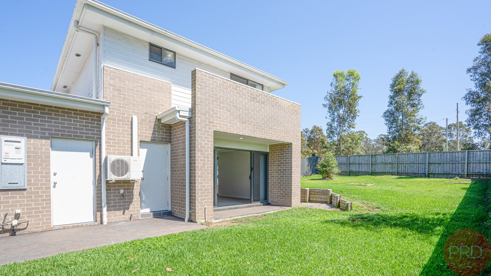 22 Skylark Avenue THORNTON 12