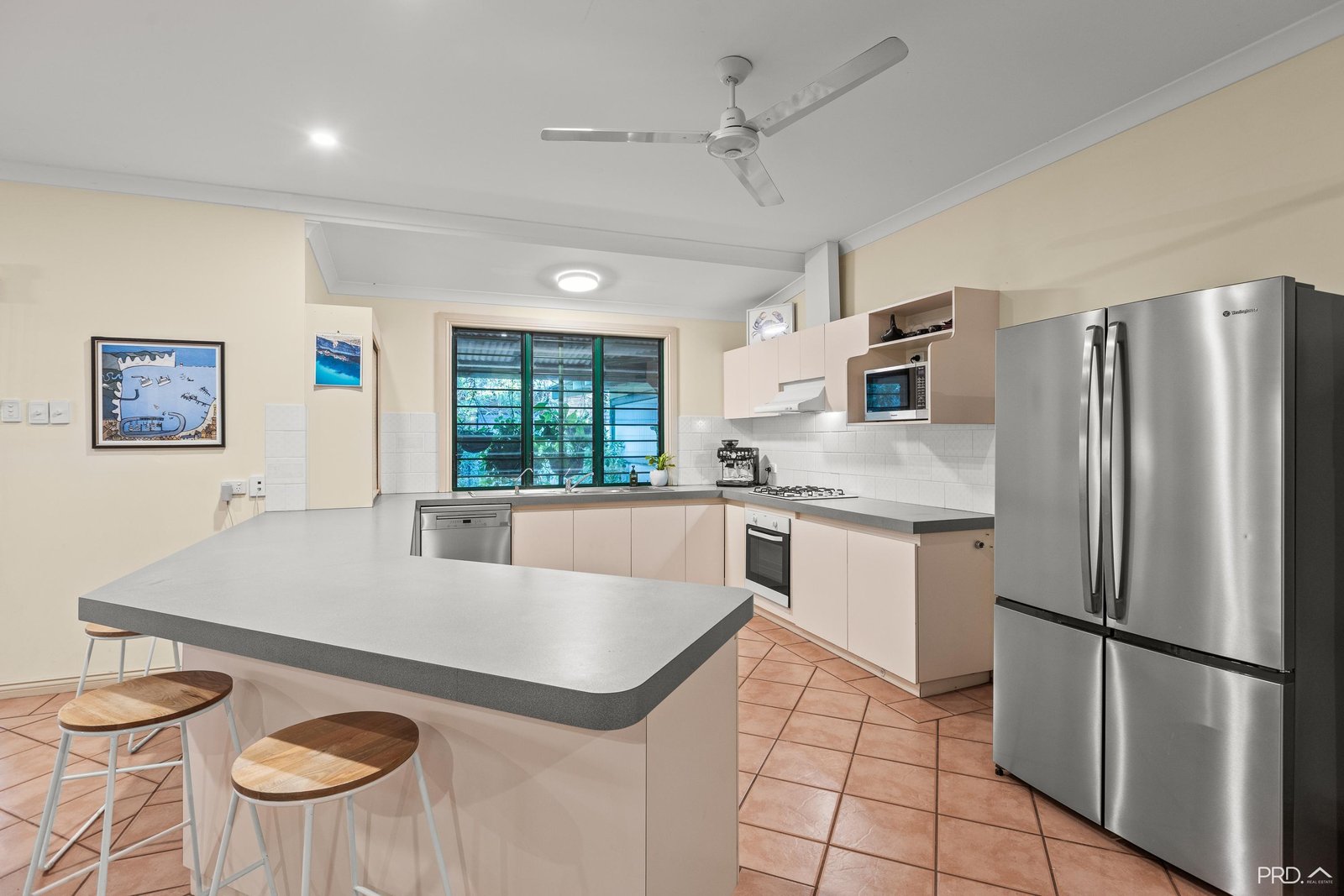 22 Smirnoff Place CABLE BEACH 7