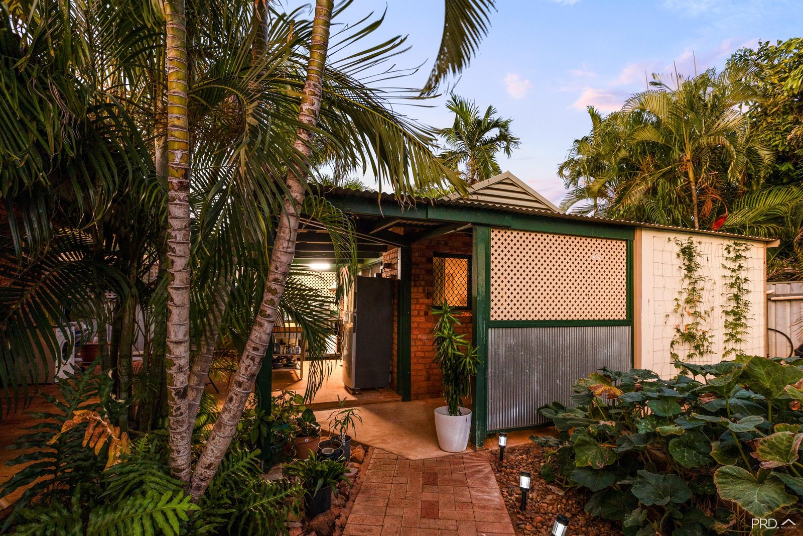 22 Smirnoff Place CABLE BEACH 24