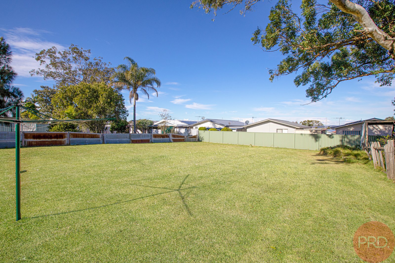 22 Southern Avenue TARRO 8