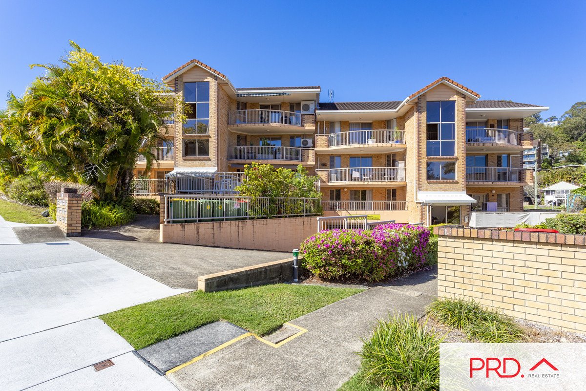2/2 Stephens Street Burleigh Heads 2