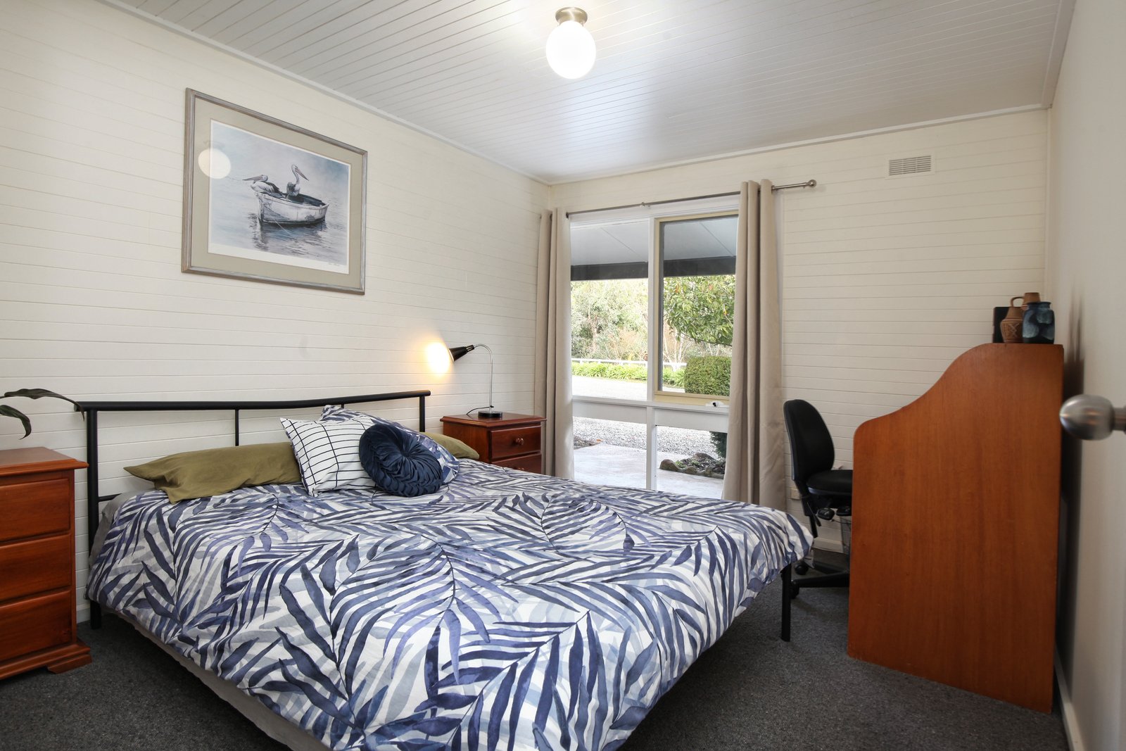 Real Estate and Property in 22 Strathclyde Crescent, Woodend, VIC