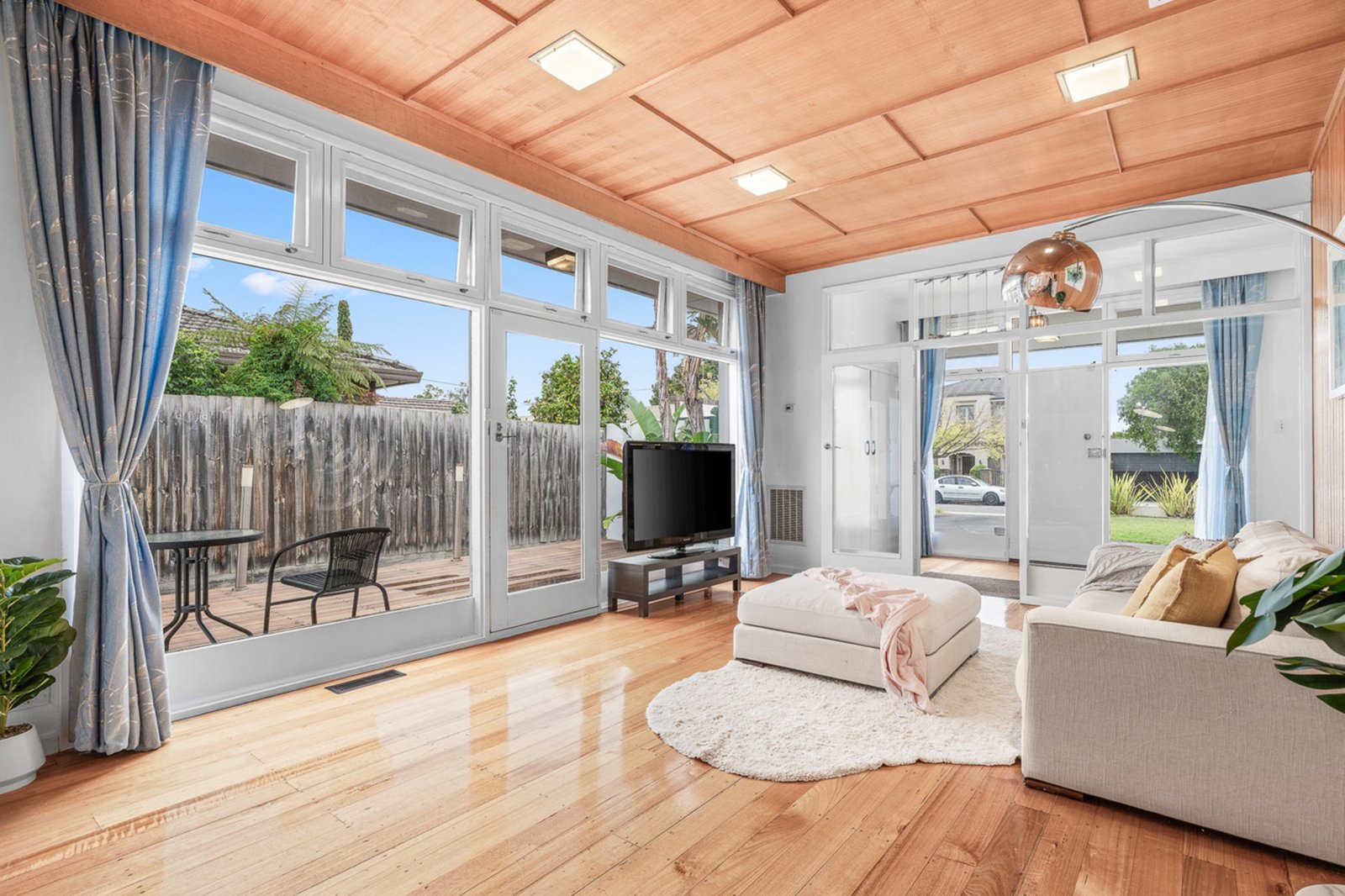 Gallery: 22 Strathmore Street