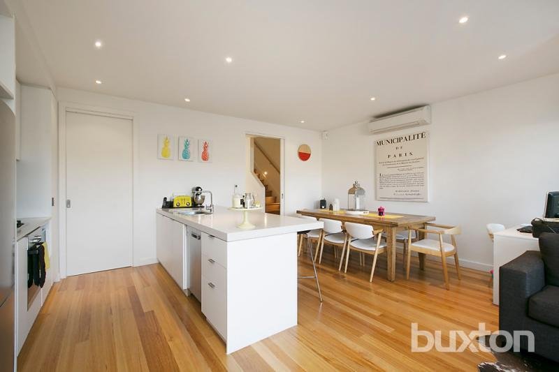 Gallery: 22 Streeton Drive