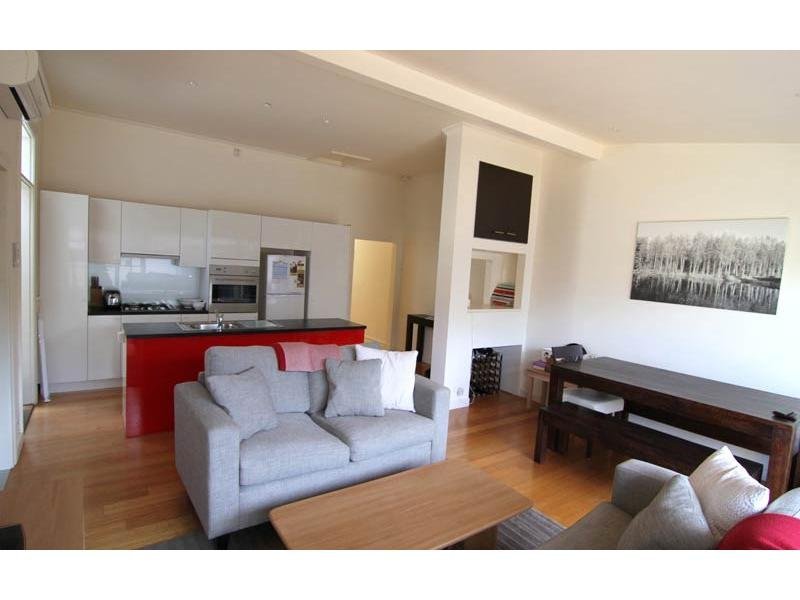 Gallery: 22 Sturt Street