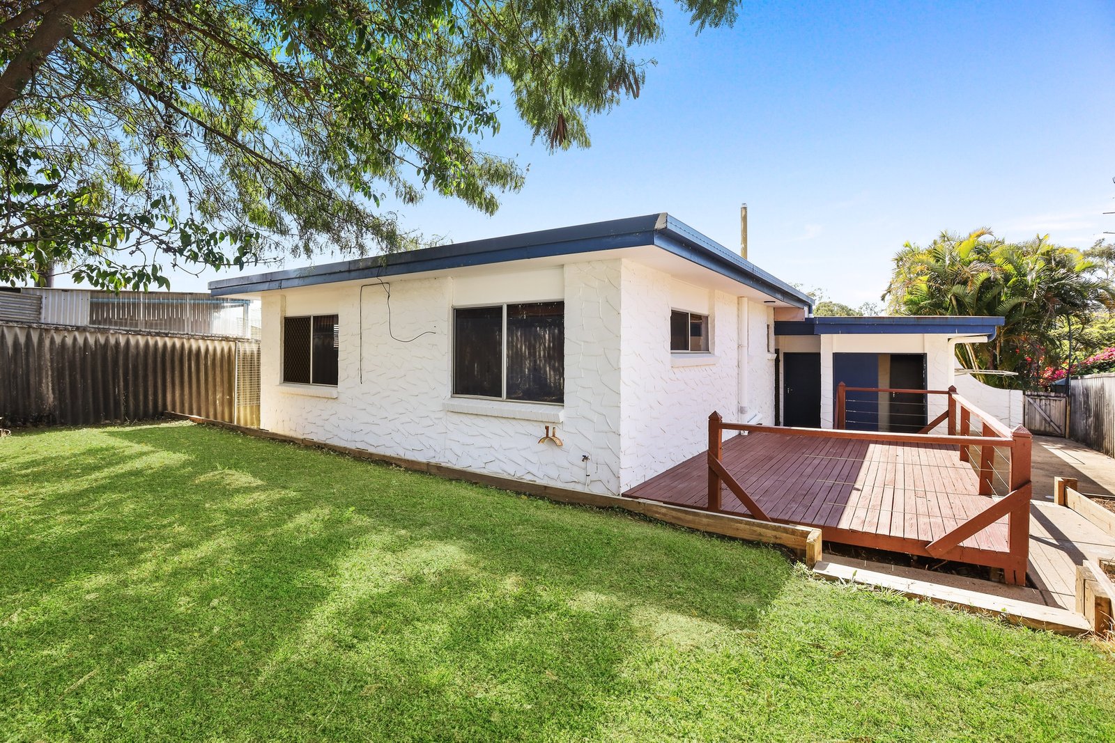 22 Sungold Avenue SOUTHPORT 11