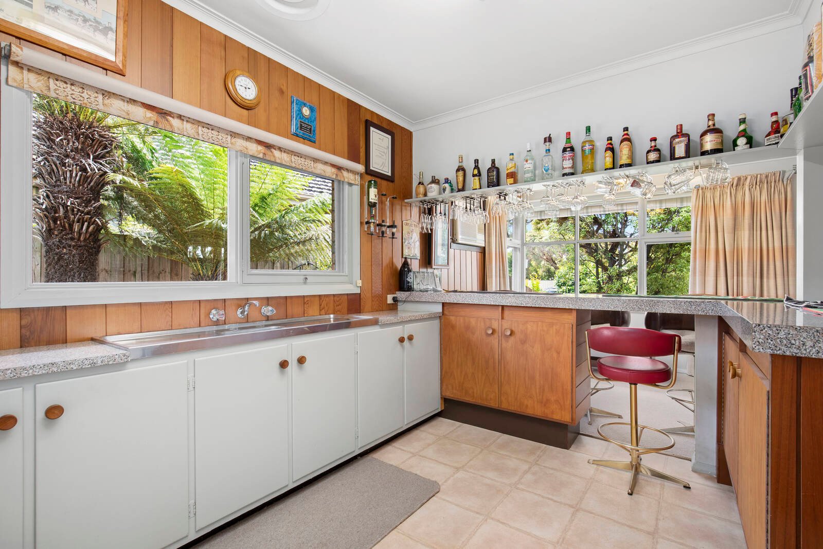 Gallery: 22 Sunray Avenue