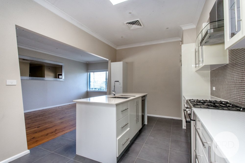 22 Sunshine Ave  PENRITH 7