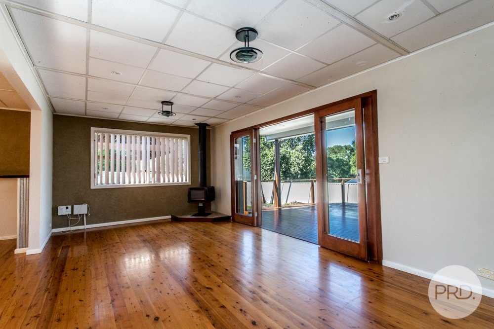 22 Sunshine Ave  PENRITH 8