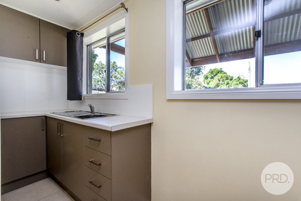 22 Sunshine Ave  PENRITH 18