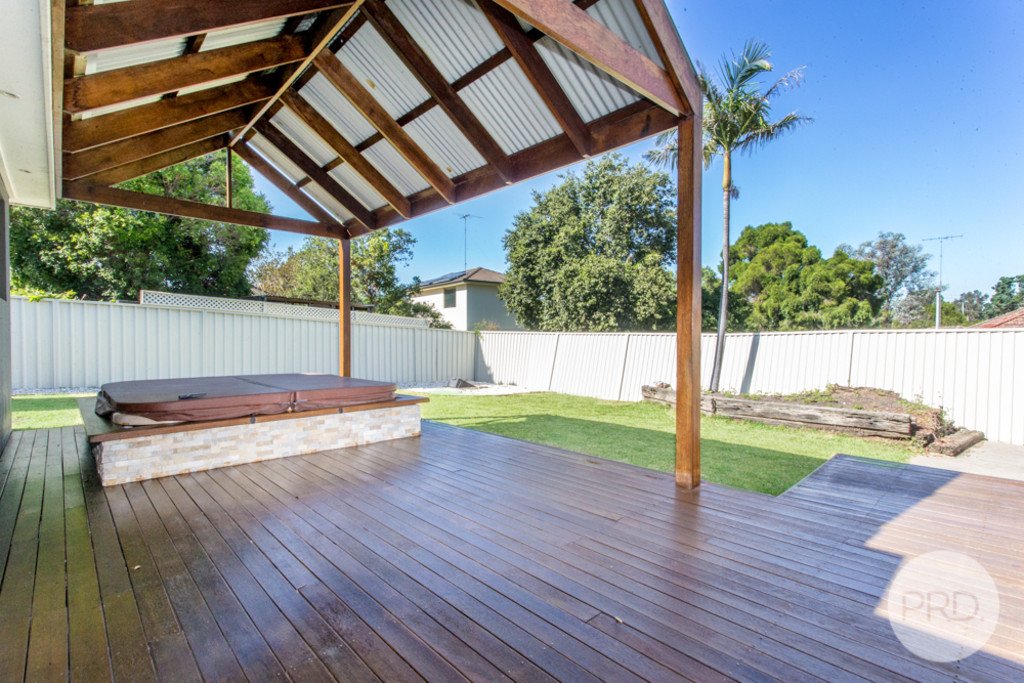 22 Sunshine Ave  PENRITH 20