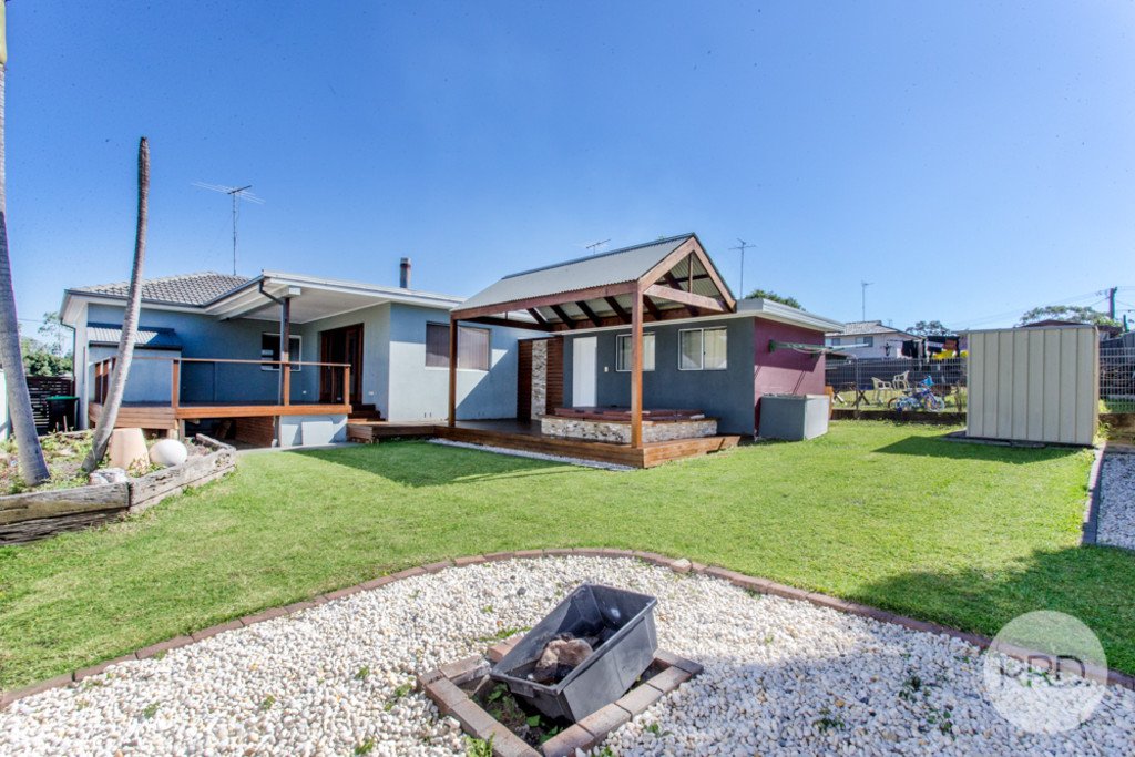 22 Sunshine Ave  PENRITH 22