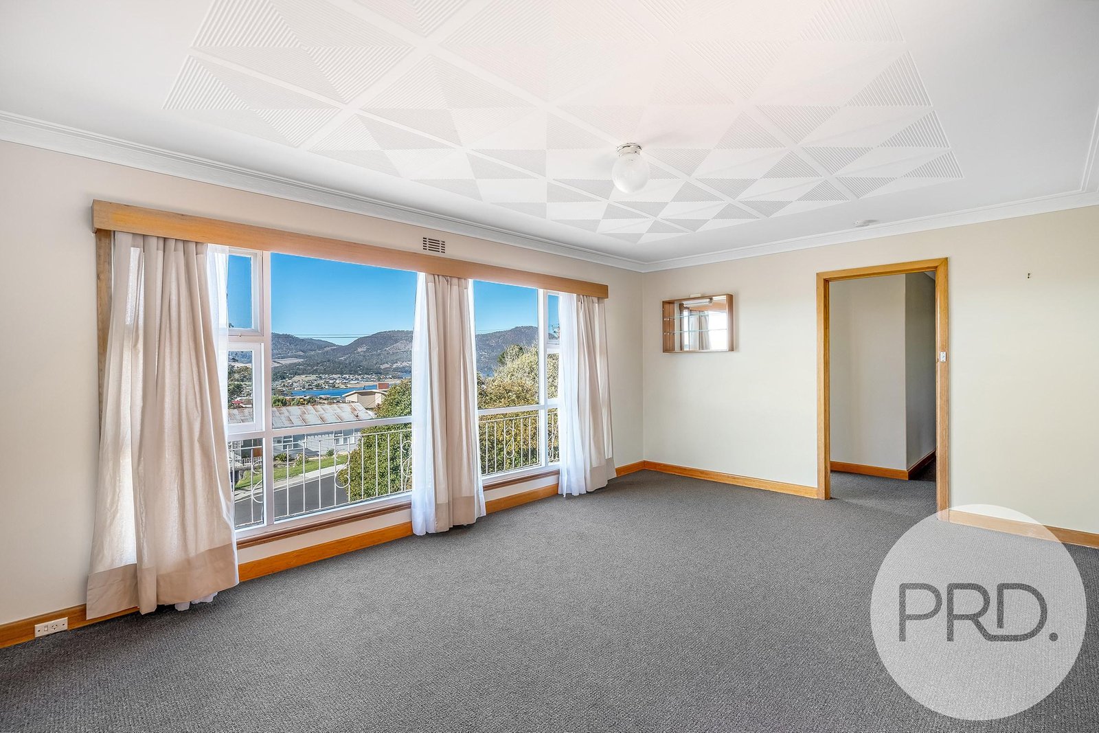 22 Sunshine Road AUSTINS FERRY 13