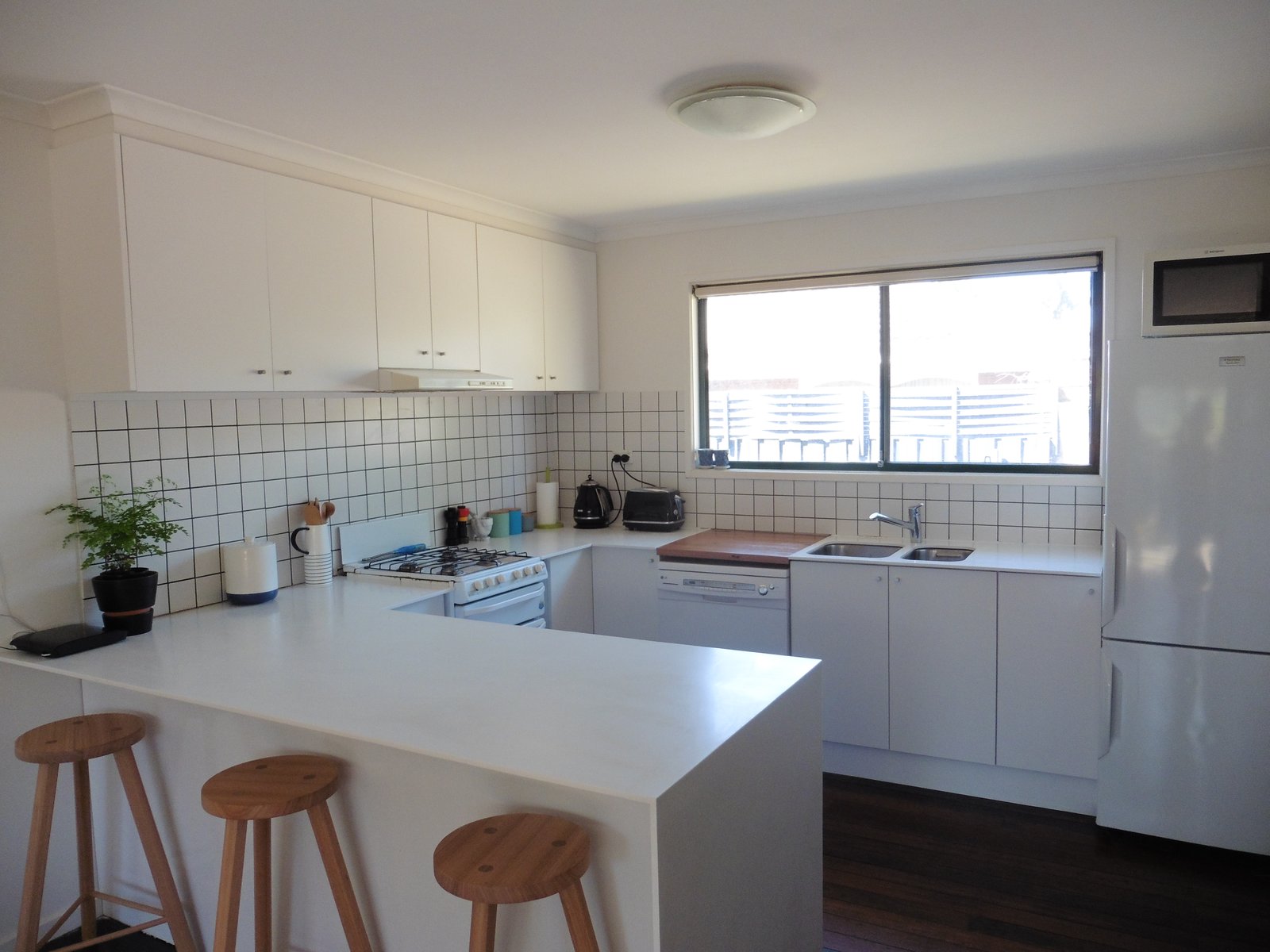 Gallery: 2/2 Susan Street