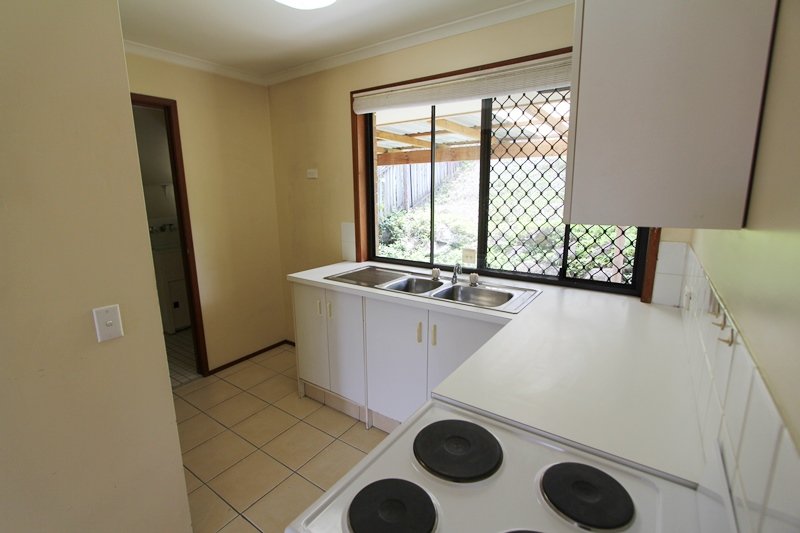 2/2 Tannock Street ASHMORE 4
