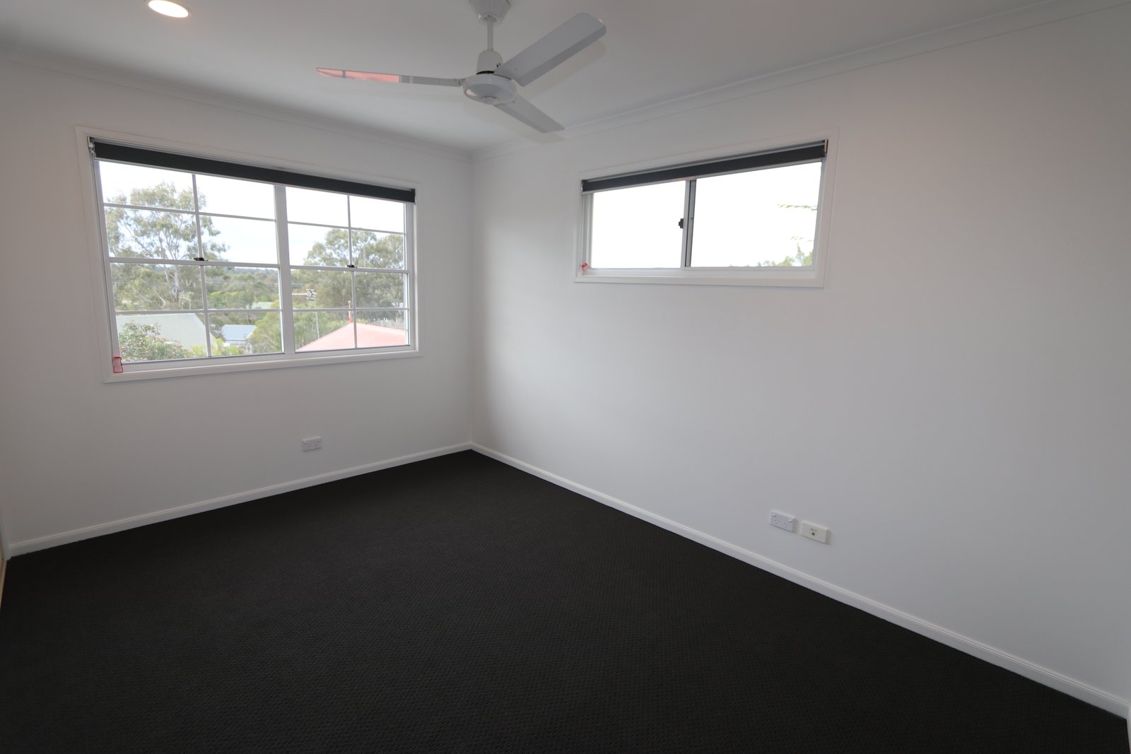 2/2 Tara Terrace CARRARA 8