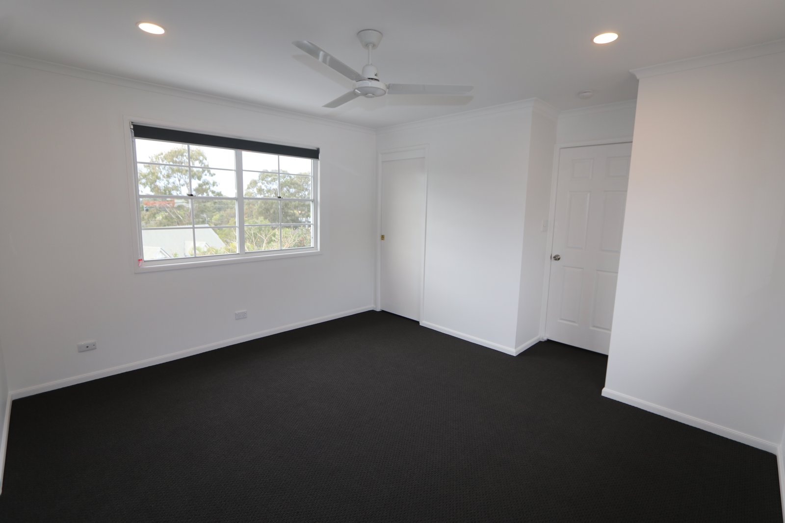 2/2 Tara Terrace CARRARA 11