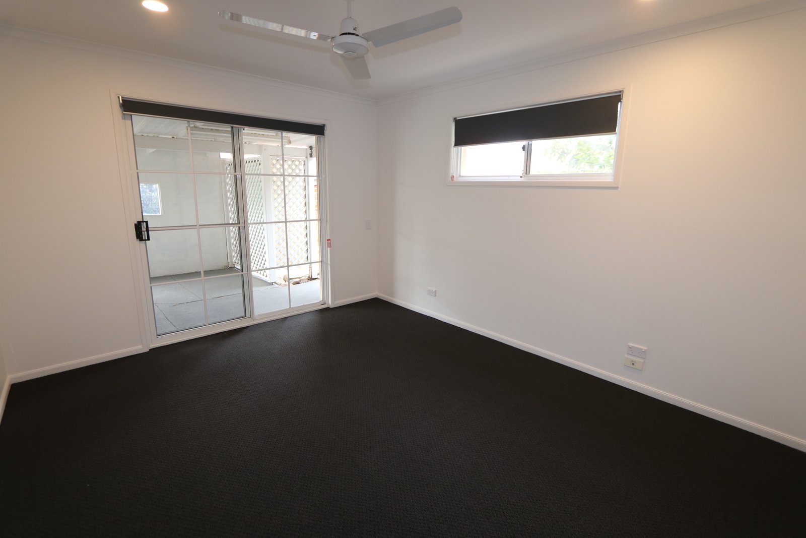 2/2 Tara Terrace CARRARA 14